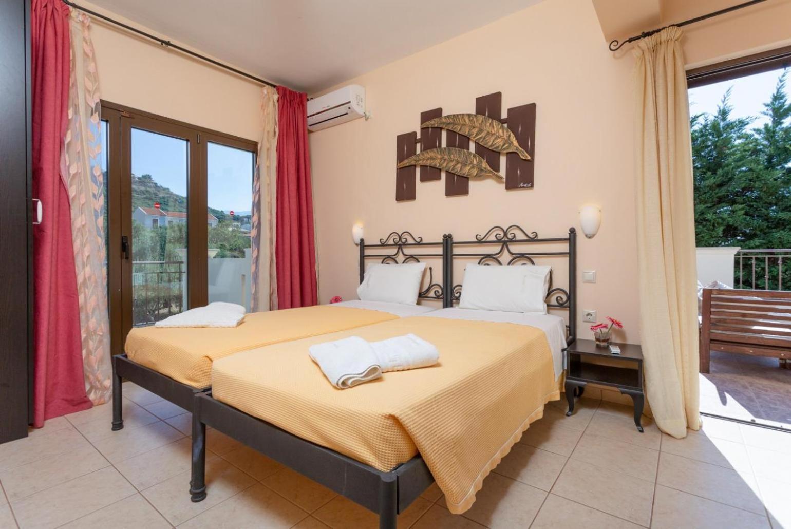 Villa Eufrosini Svoronata Luaran gambar